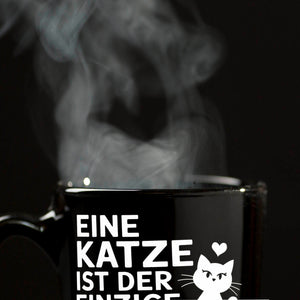 Eine Katze ist der einzige Boss den man braucht Tasse