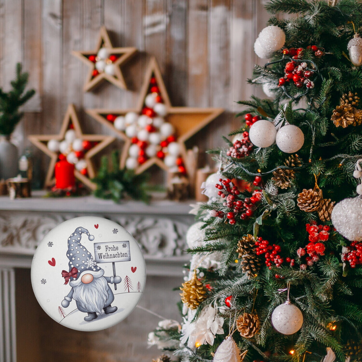 niedlicher Weihnachtswichtel mit Schild Magnet - Frohe Weihnachten