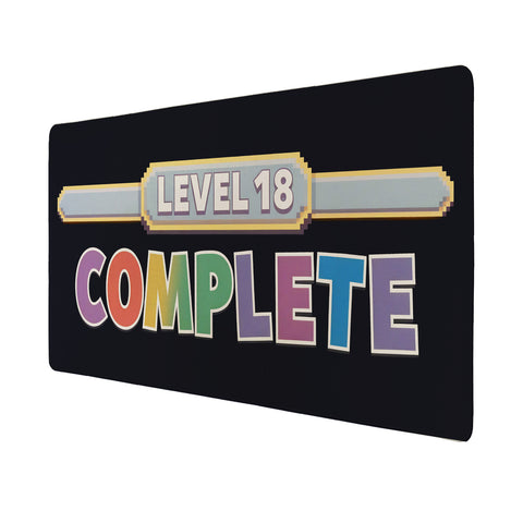 LEVEL 18 COMPLETE Pixel-Rahmen Schreibtischunterlage 69x31cm XXL Mauspad