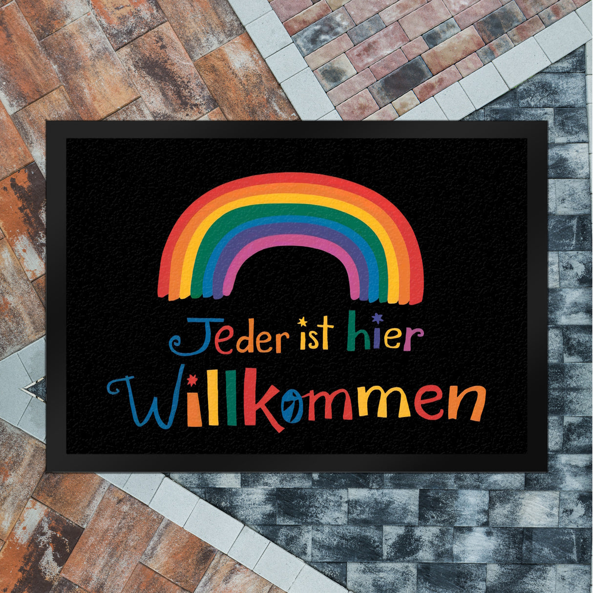 Jeder ist hier Wilkommen Regenbogen Fußmatte in 35x50 cm