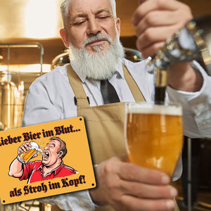 Trinkender Mann - Lieber Bier im Blut Metallschild in 15x20 cm