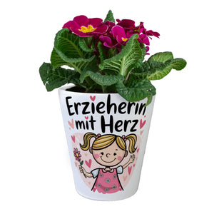 Fröhliches Cartoon-Mädchen Erzieherin mit Herz Blumentopf