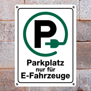 Metallschild in 15x20 cm Parkplatz nur für E-Fahrzeuge