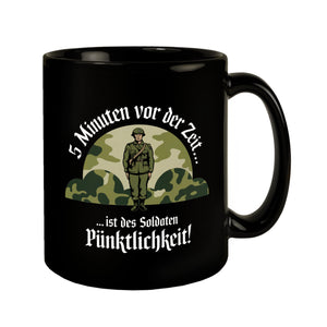 5 Minuten vor der Zeit Retro Soldat Tasse