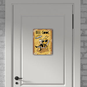 Bee Cool - Cartoon Biene Metallschild in 15x20 cm für Bienen-Liebhaber