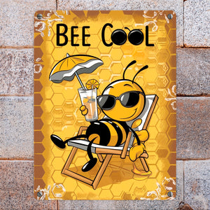 Bee Cool - Cartoon Biene Metallschild in 15x20 cm für Bienen-Liebhaber