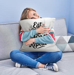 Eat Sleep Mom repeat Kissen für Mamas