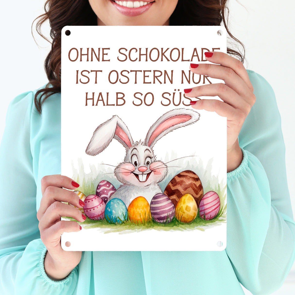 Fröhlicher Hase mit Ostereiern Metallschild in 15x20 cm - Ostern ohne Schokolade halb so süß