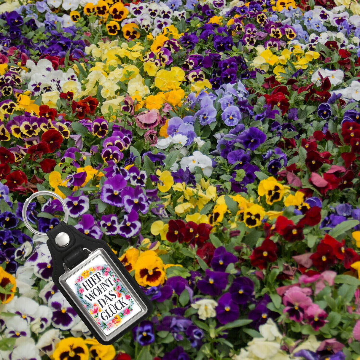 Hier wohnt Glück Schlüsselanhänger Blumenkranz