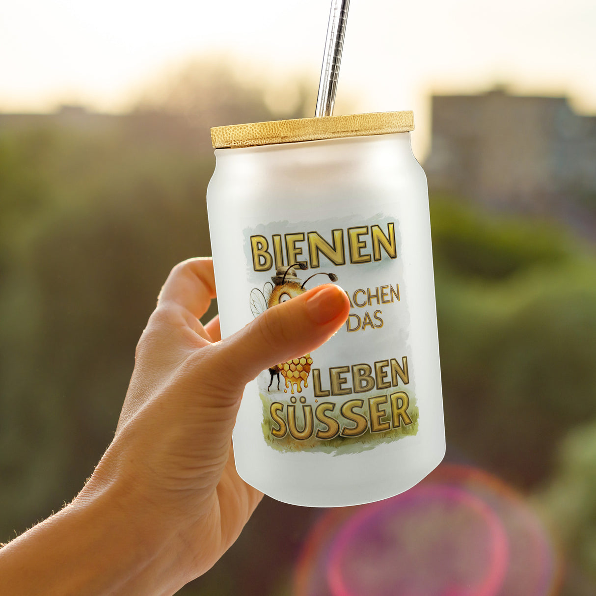 Bienen machen das Leben süßer Trinkglas mit Bambusdeckel Biene mit Honigwabe