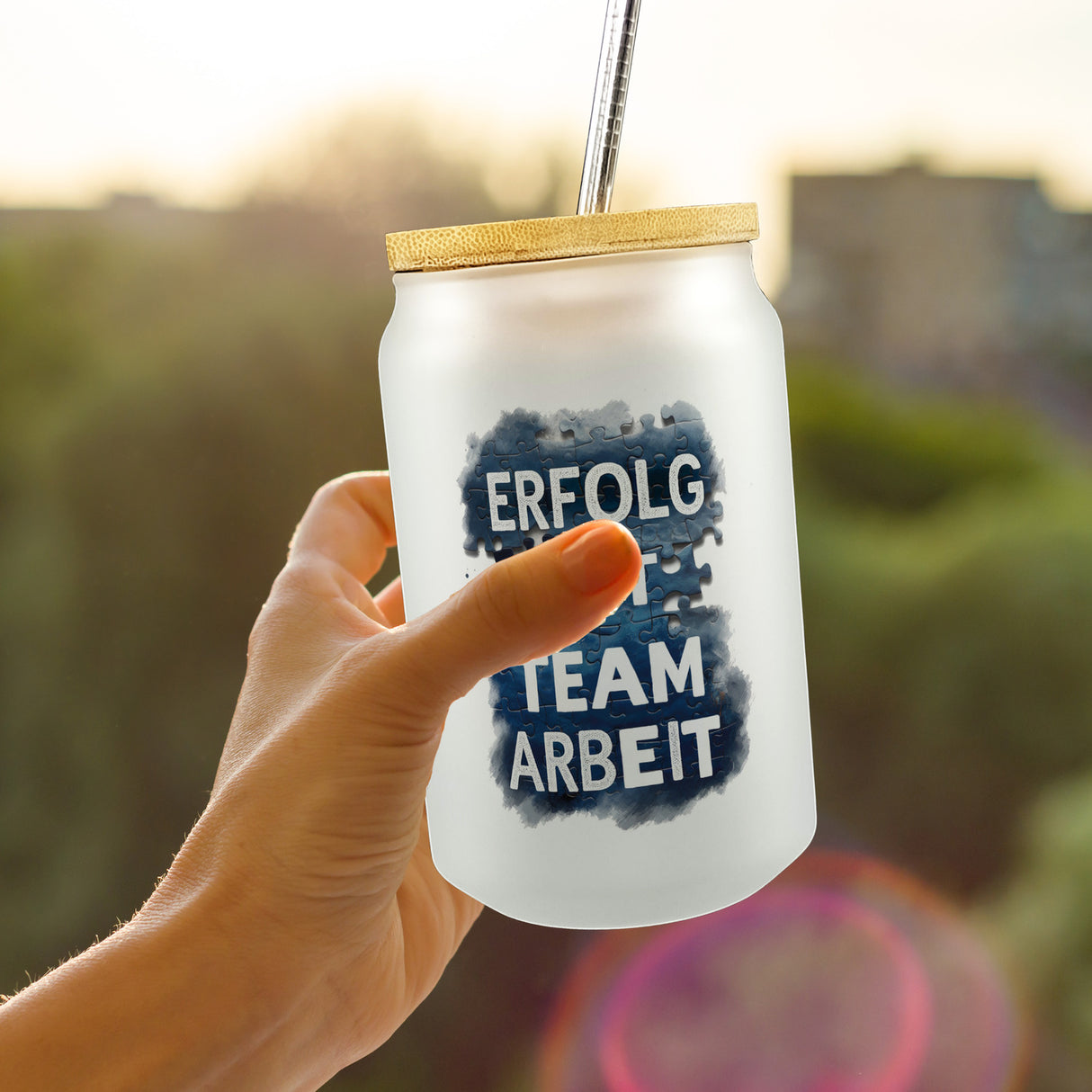 Erfolg ist Teamarbeit Trinkglas mit Bambusdeckel Typografisches Aquarell