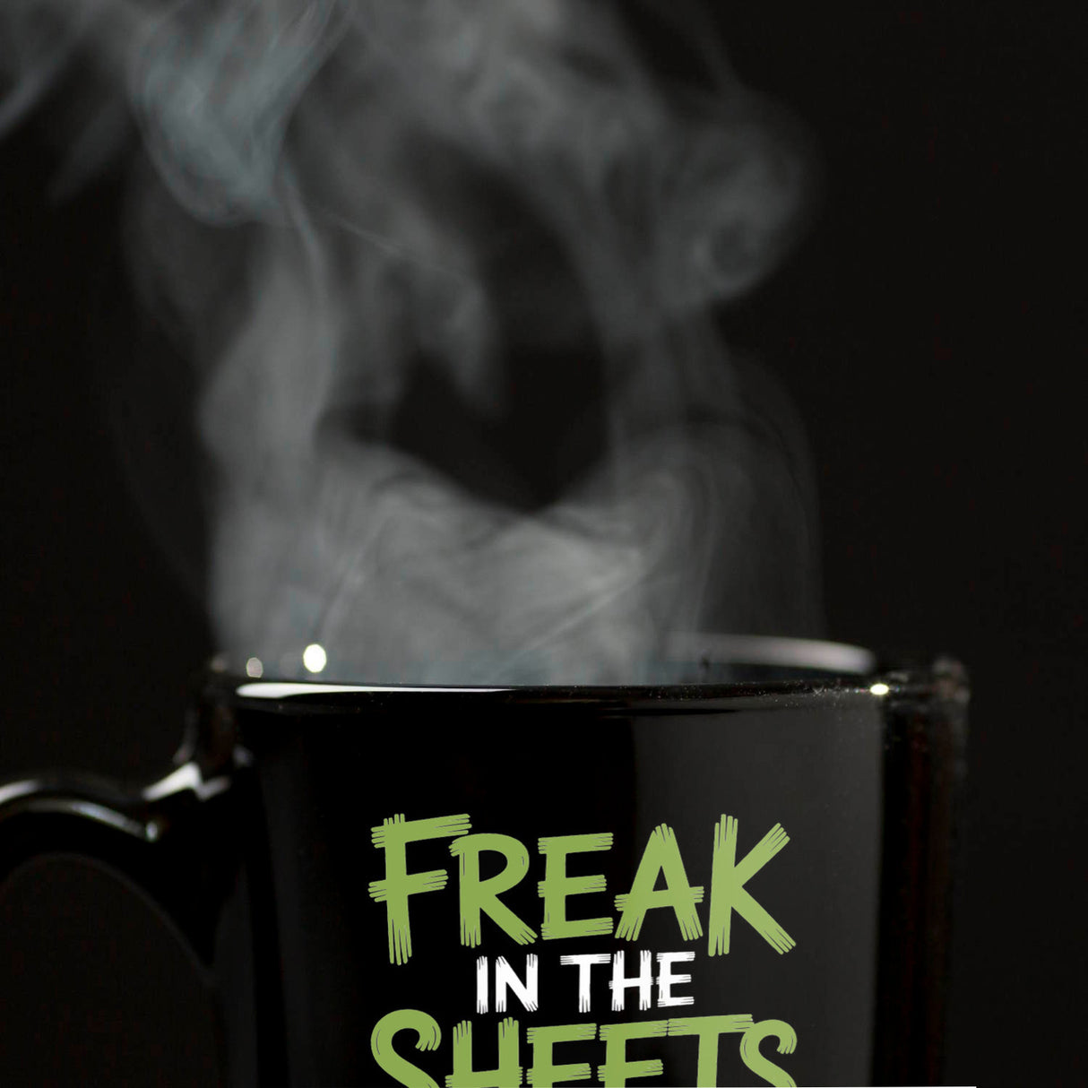FREAK IN THE SHEETS Tasse für Programmierer