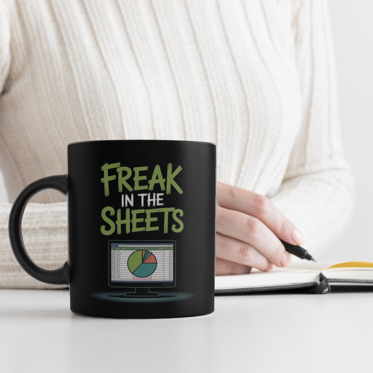 FREAK IN THE SHEETS Tasse für Programmierer