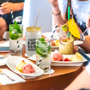 Es dauerte 30 Jahre Retro Trinkglas mit Bambusdeckel mit Spruch