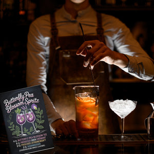 Butterfly Pea Blossom Spritz Souvenir Souvenir Magnet Cocktail-Rezept für die Bar oder Küche