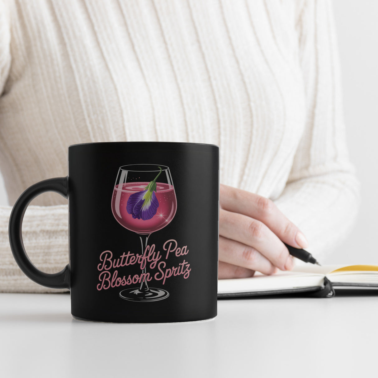 Butterfly Pea Blossom Spritz Tasse