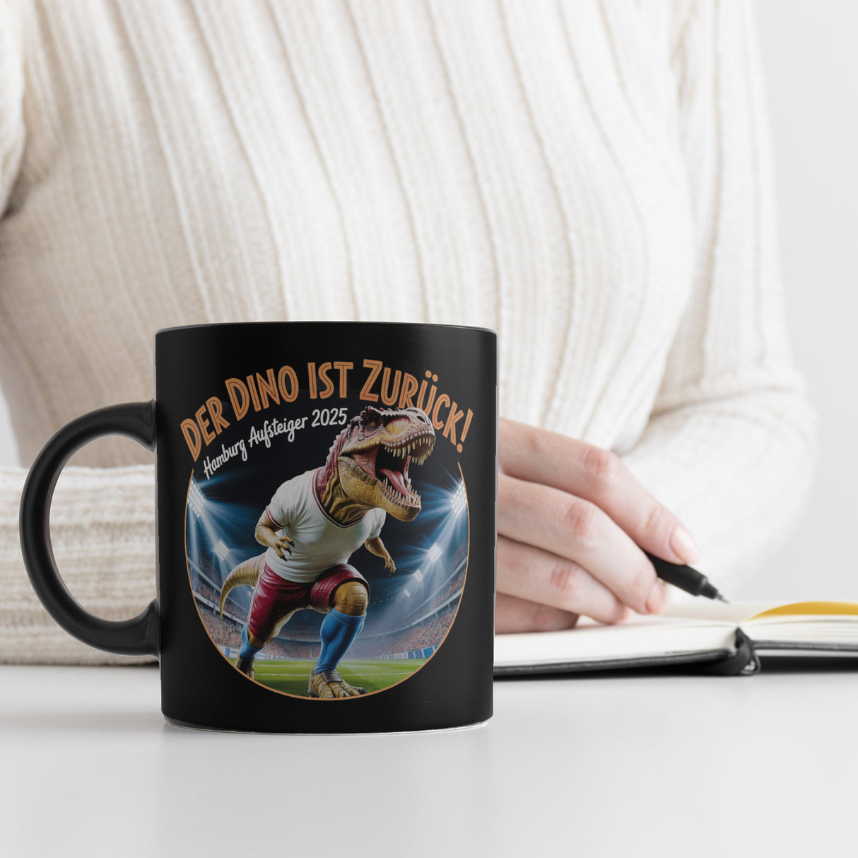 Hamburg Aufsteiger 2025 Tasse - DER DINO IST ZURÜCK!