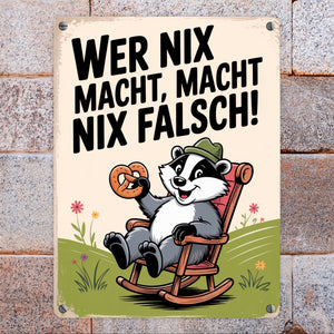 Dachs im Liegestuhl mit Brezel Spruch Metallschild in 15x20 cm