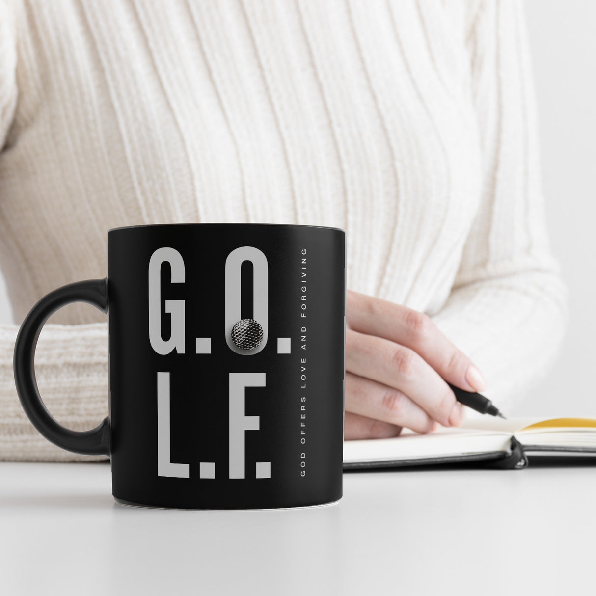 Golf. God offers love and forgiving Tasse