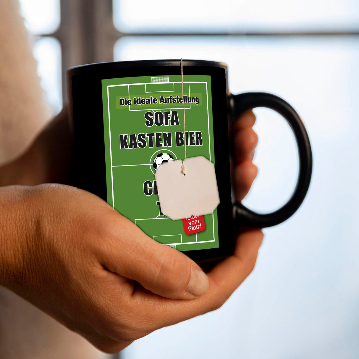 Die perfekte Aufstellung Tasse : Sofa, Bier, Chips, TV!