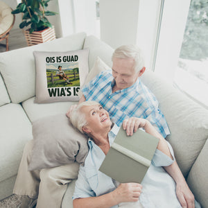 Zufriedener Bauer Ois is guad wia´s is Kissen