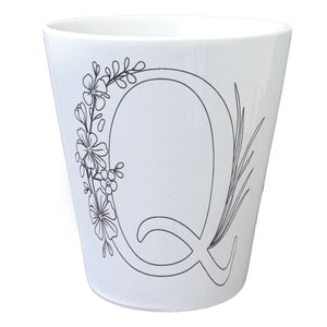 Floral Buchstabe Q Blumentopf zum Ausmalen für Kunstliebhaber