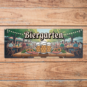 Biergarten Szene Metallschild Brezeln und Bierkrug