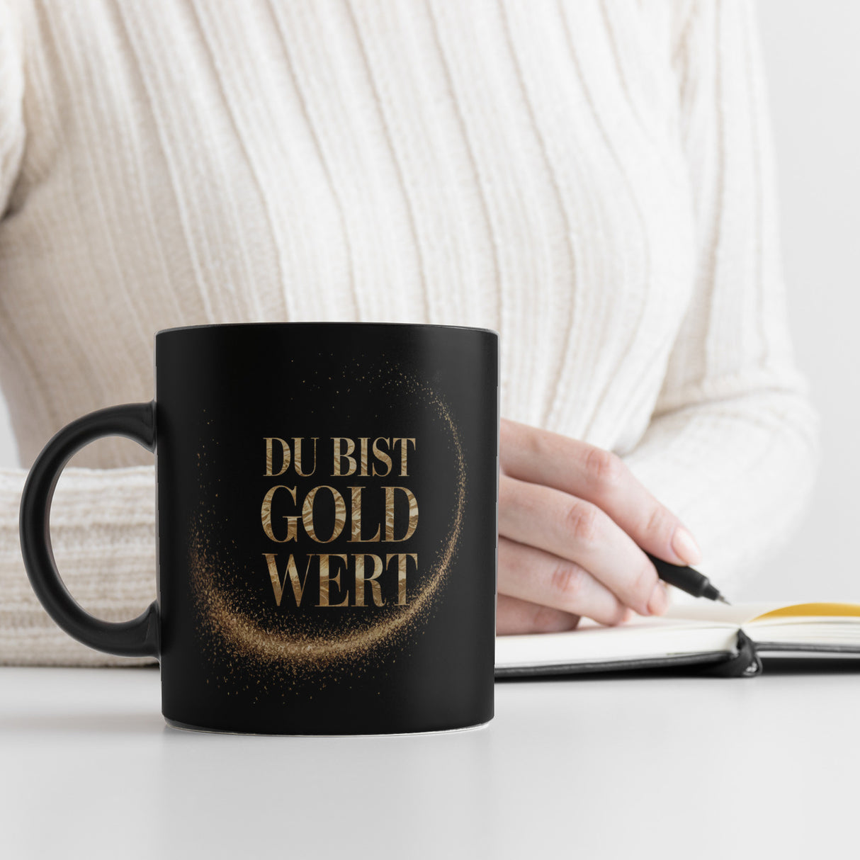 Du bist Gold wert Tasse Goldener Text