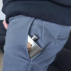 Glück ist einen Stiefpapa wie dich zu haben Bärenumarmung Flachmann Vatertag