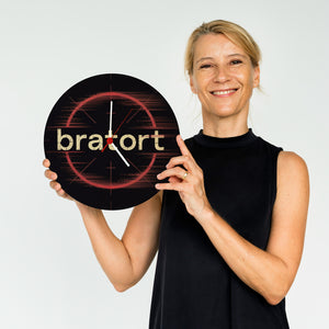 bratort Fadenkreuz Wanduhr für Hobbyköche und Tatort-Fans