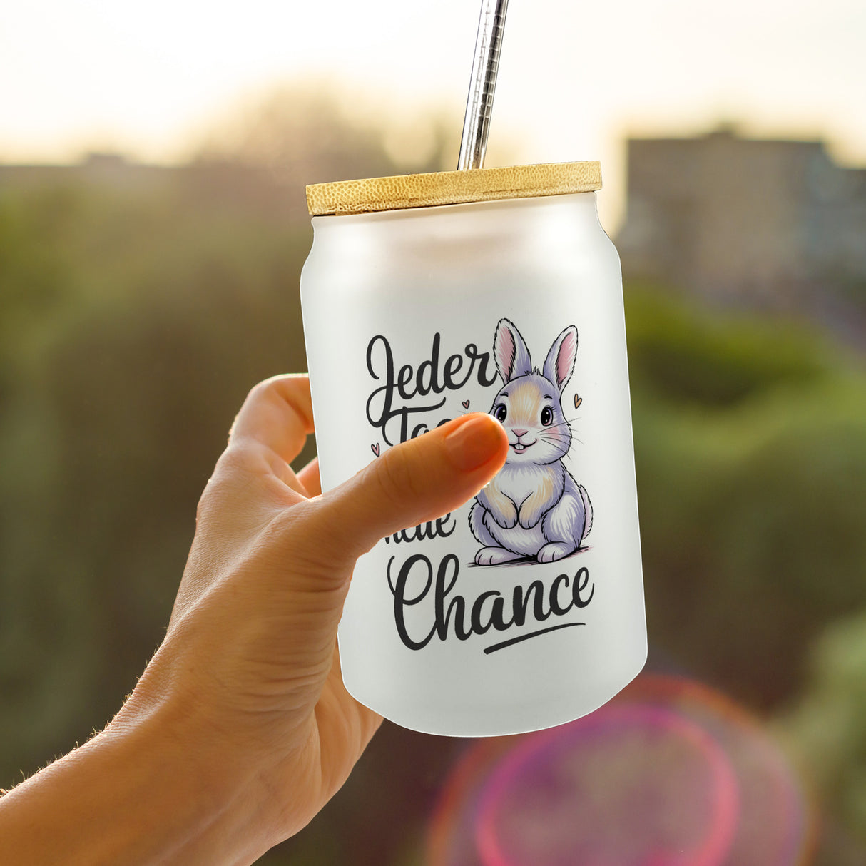 Hase mit Herzen Jeder Tag ist eine neue Chance Spruch Trinkglas mit Bambusdeckel