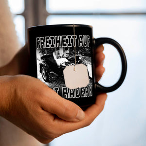 Oldtimermotorrad mit Beiwagen Tasse mit Spruch: Freiheit auf drei Rädern