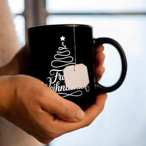 Minimalistischer Weihnachtsbaum Frohe Weihnachten Kaffeebecher