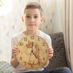 Cartoon Einhorn mit Regenbogen Wanduhr