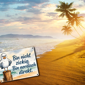 Möwe am Strand Metallschild in 15x20 cm mit nordischem Humor