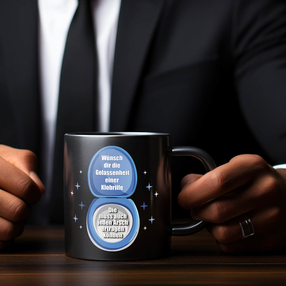 Klobrille Tasse in Schwarz mit Spruch: Gelassenheit wie eine Klobrille haben