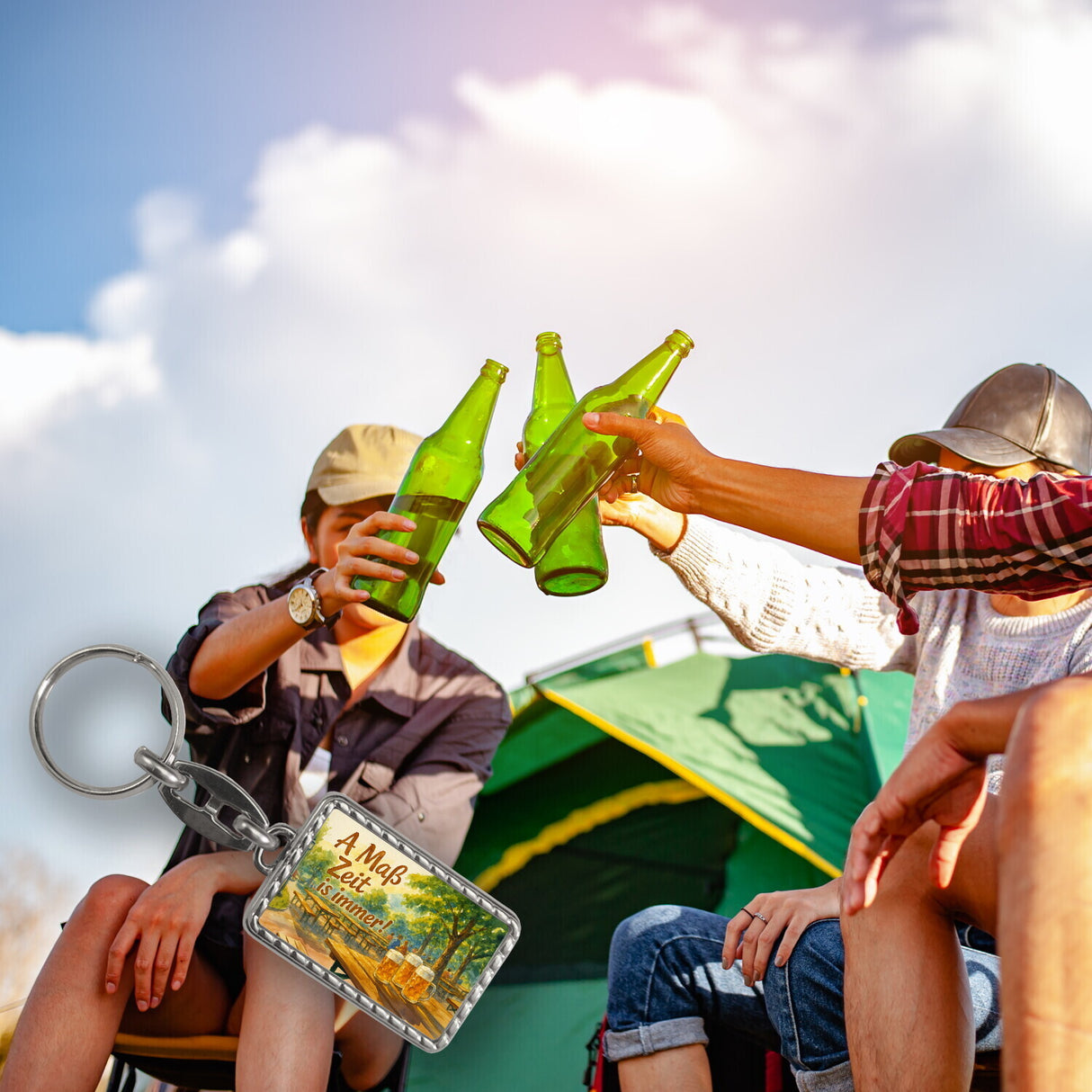 A Maß Zeit is immer! Biergarten Szene Schlüsselanhänger