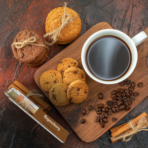 streetline Regensburg Goliathstrasse Meterstab aus Holz