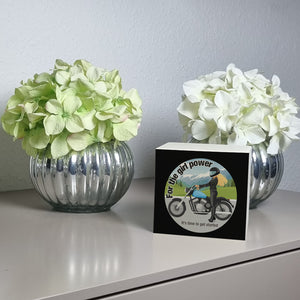 Bikerin Spardose mit Spruch: Time to unleash girl power