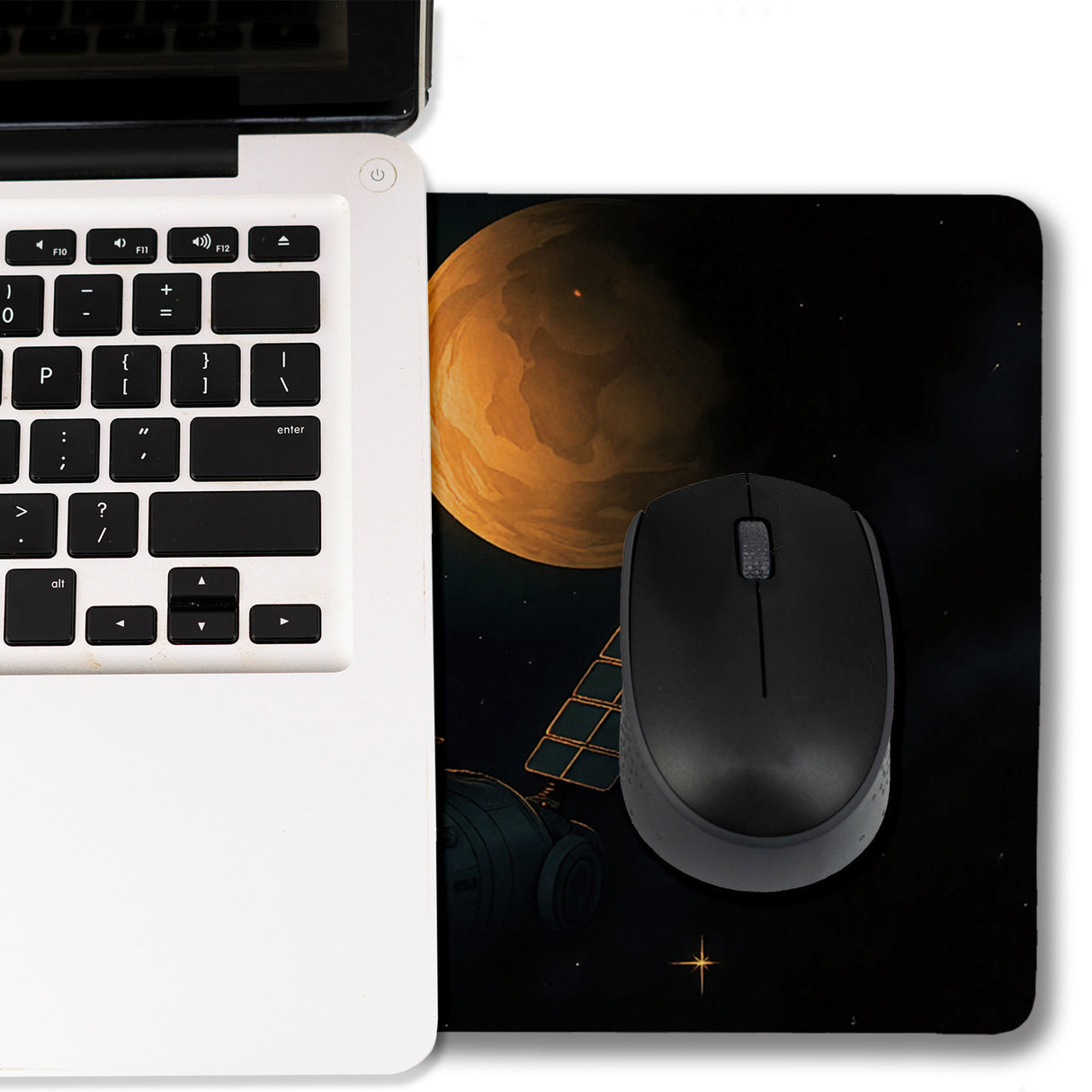 Astronaut und Raumschiff Schreibtischunterlage 69x31cm XXL Mauspad Weltraumszene