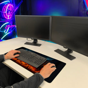 Heavy Metal Konzert Schreibtischunterlage 69x31cm XXL Mauspad mit Flammen