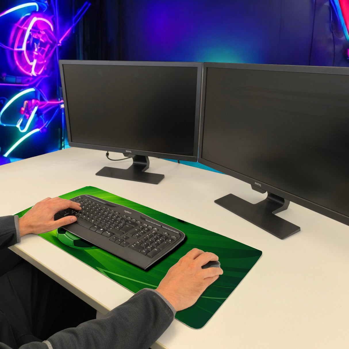 Fußball Schreibtischunterlage 69x31cm XXL Mauspad für Sportfans und Büros