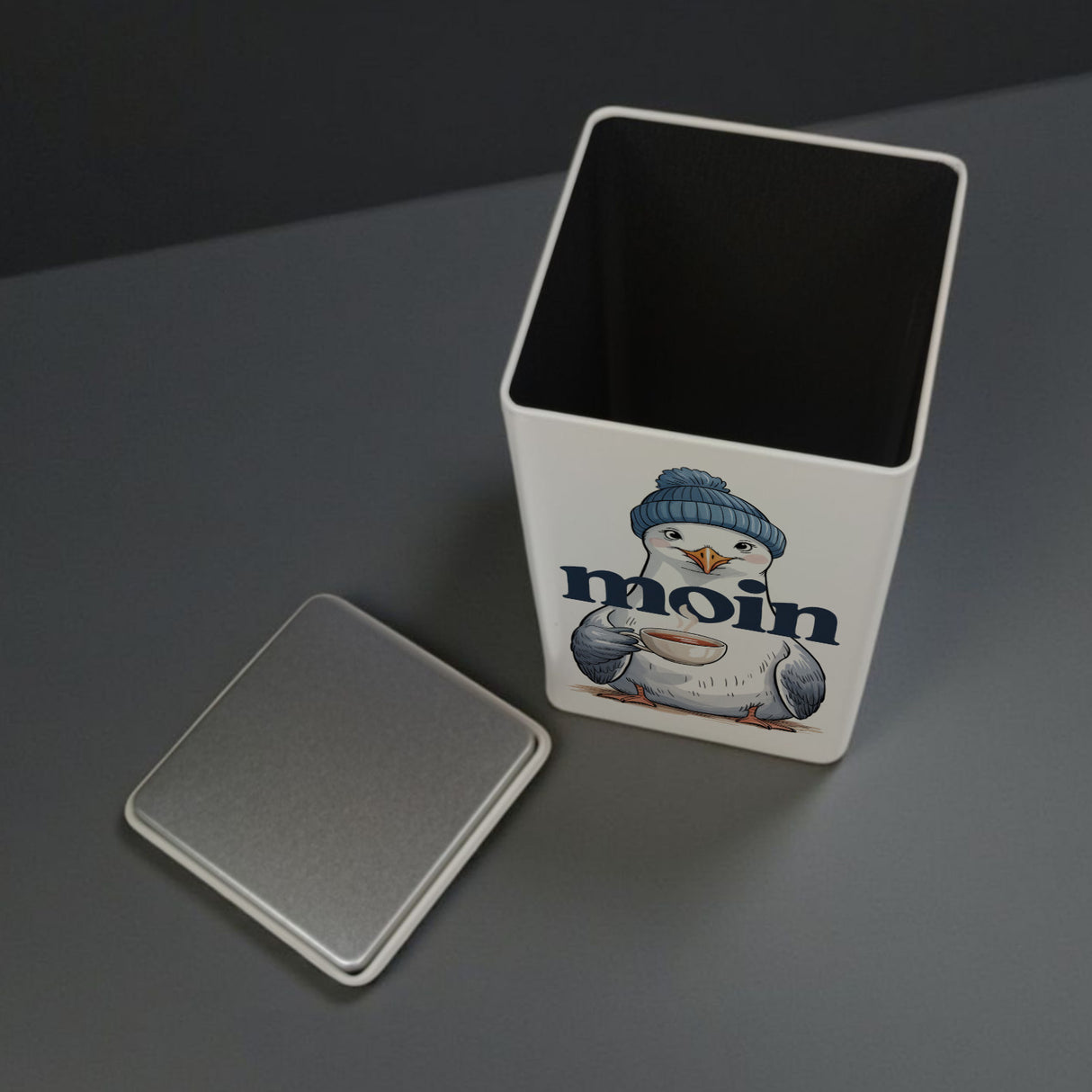 Möwe trinkt Friesentee TeeDose 900ml - MOIN