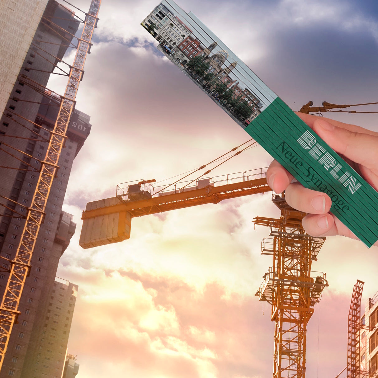 streetline Berlin Neue Synagoge Meterstab aus Holz