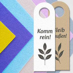 Modernes Blattdesign Bleib draußen! Komm rein! Türhänger