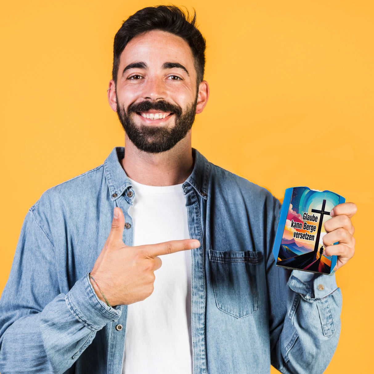 Berg mit Kreuz Parkscheibe mit Spruch: Glaube kann Berge versetzen