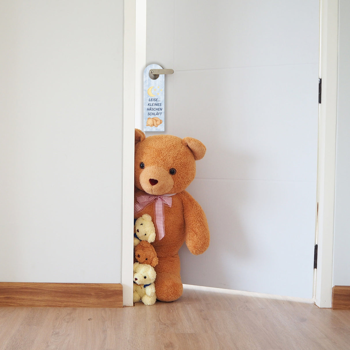 Häschen Ich bin wach kleines Häschen schläft Türhänger für Kinderzimmer