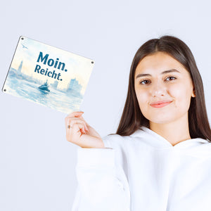 Moin. Reicht. Uferlandschaft mit Boot Metallschild in 15x20 cm