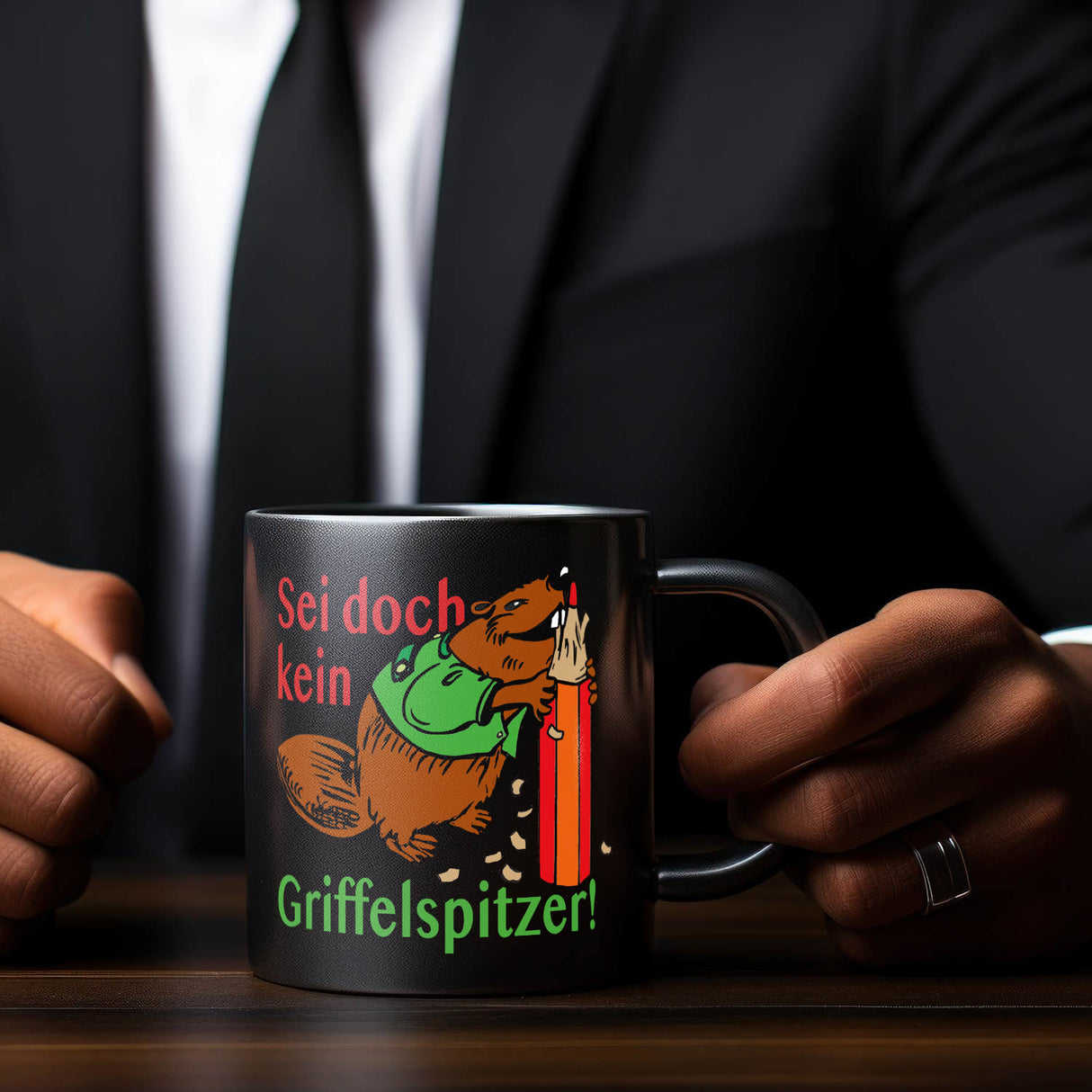 Biber Tasse in Schwarz mit Spruch: Sei doch kein Griffelspitzer!