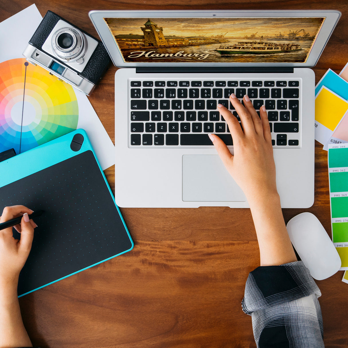 Landungsbrücken bei Sonnenuntergang Hamburg Hafen Souvenir Souvenir Magnet